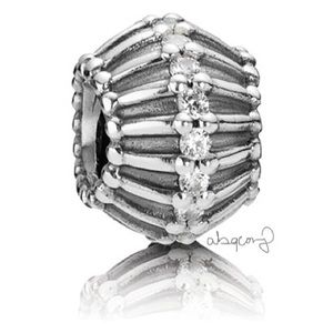 EUC Pandora 790545CZ Sterling Silver Show Stopper Charm w/ Clear Zirconia